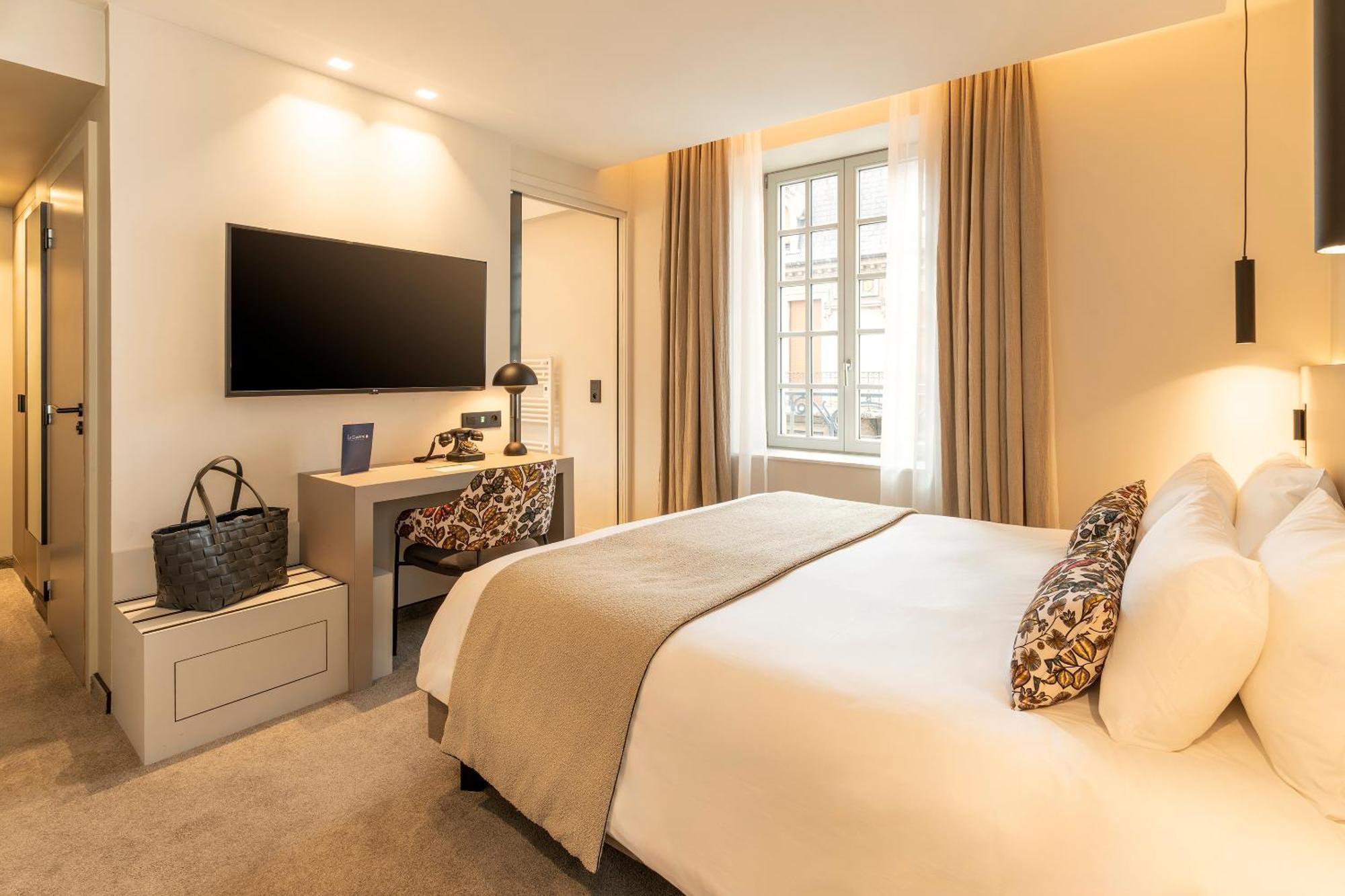 Best Western Premier Le Chapitre Hotel And Spa 勒米尔蒙 外观 照片